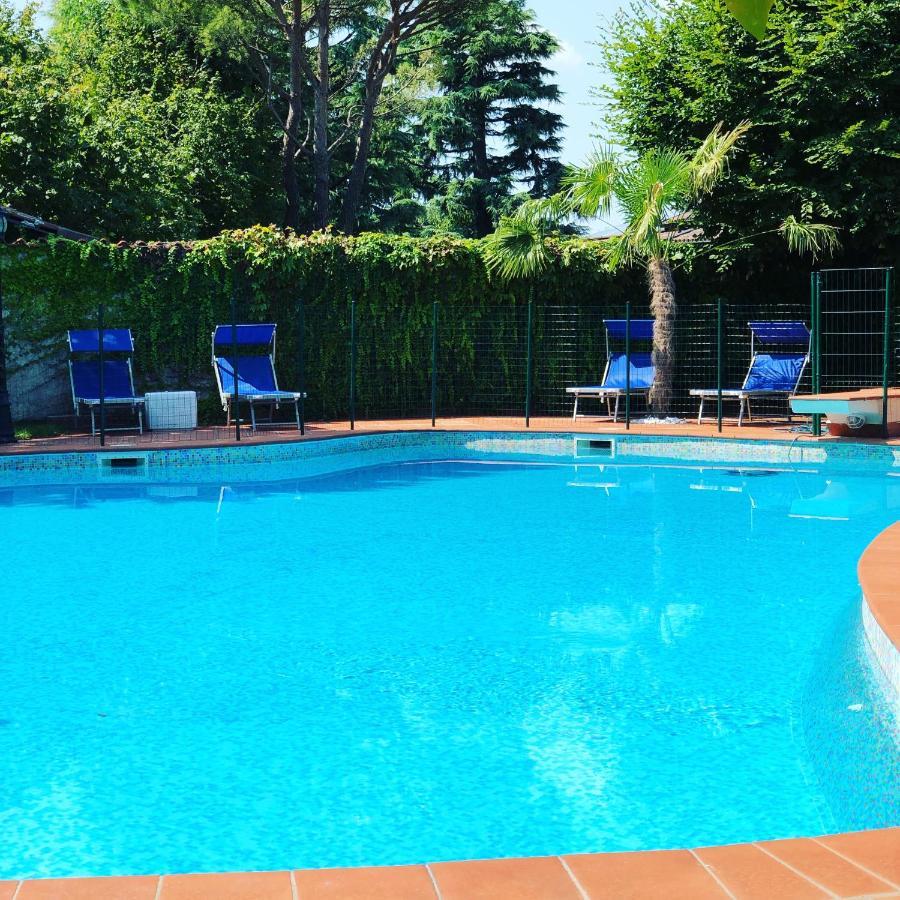 B&B Family First Capriate San Gervasio Exterior foto
