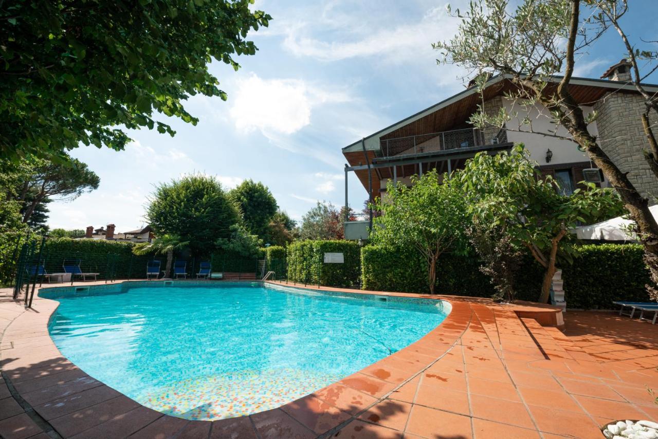 B&B Family First Capriate San Gervasio Exterior foto