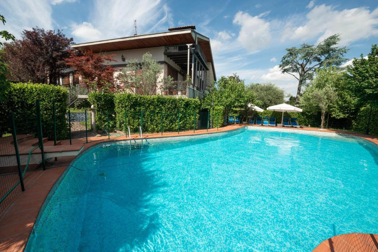 B&B Family First Capriate San Gervasio Exterior foto