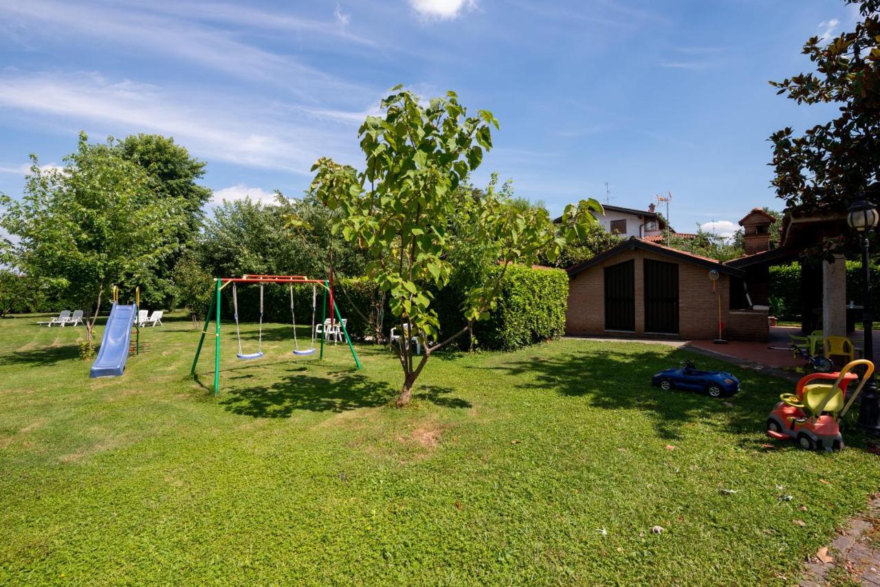 B&B Family First Capriate San Gervasio Exterior foto
