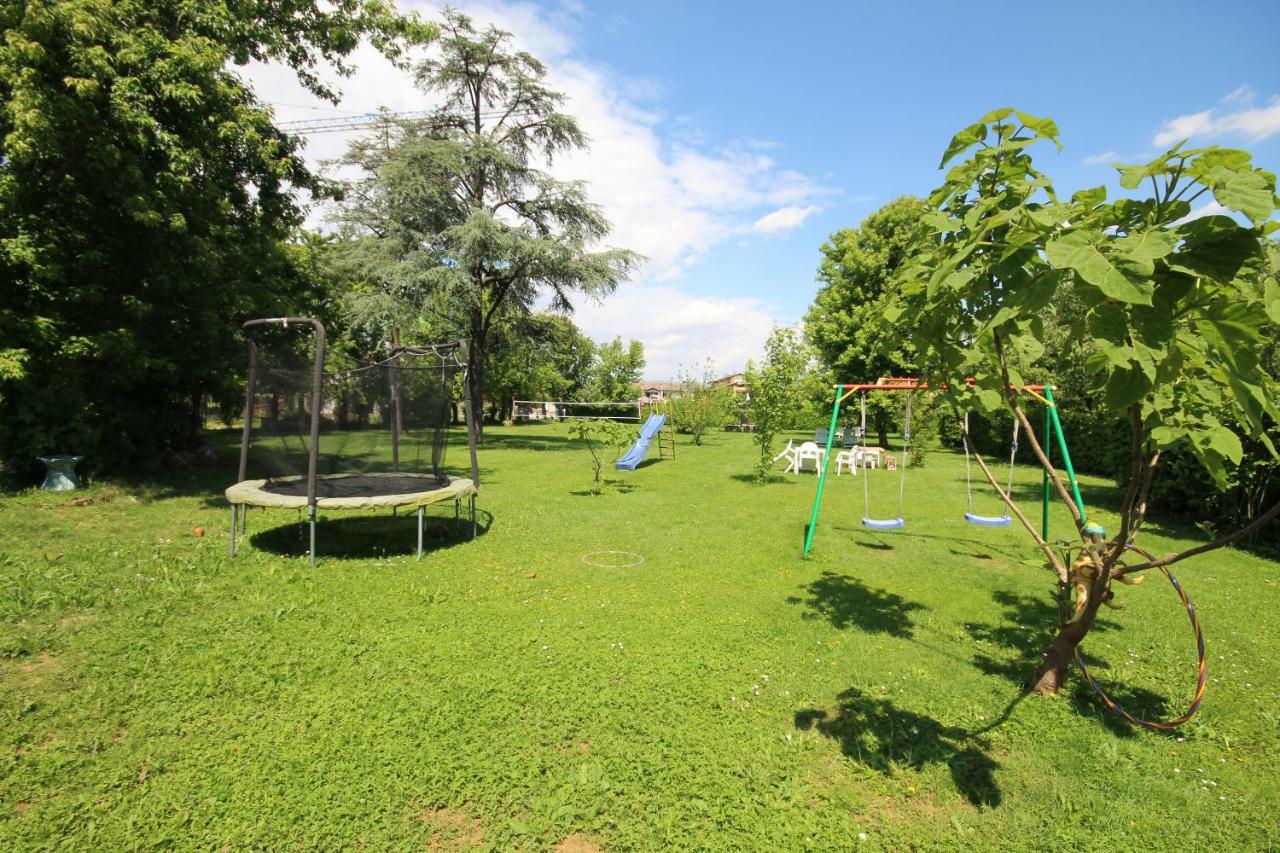 B&B Family First Capriate San Gervasio Exterior foto