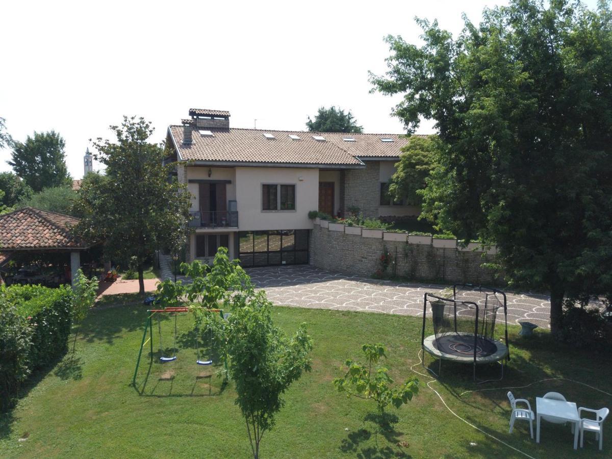 B&B Family First Capriate San Gervasio Exterior foto